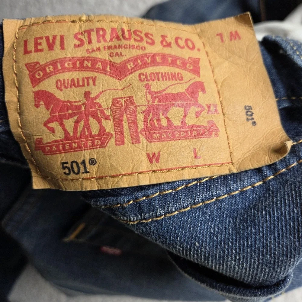 Levis 501 Jeans Mens 48x32 Blue Regular Fit Straight Denim Pants Stretch
